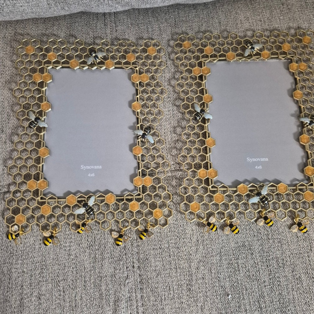 Synovana Hanging Honeycomb Bee Picture Frames 4x6 Gold Enamel Hive Set of